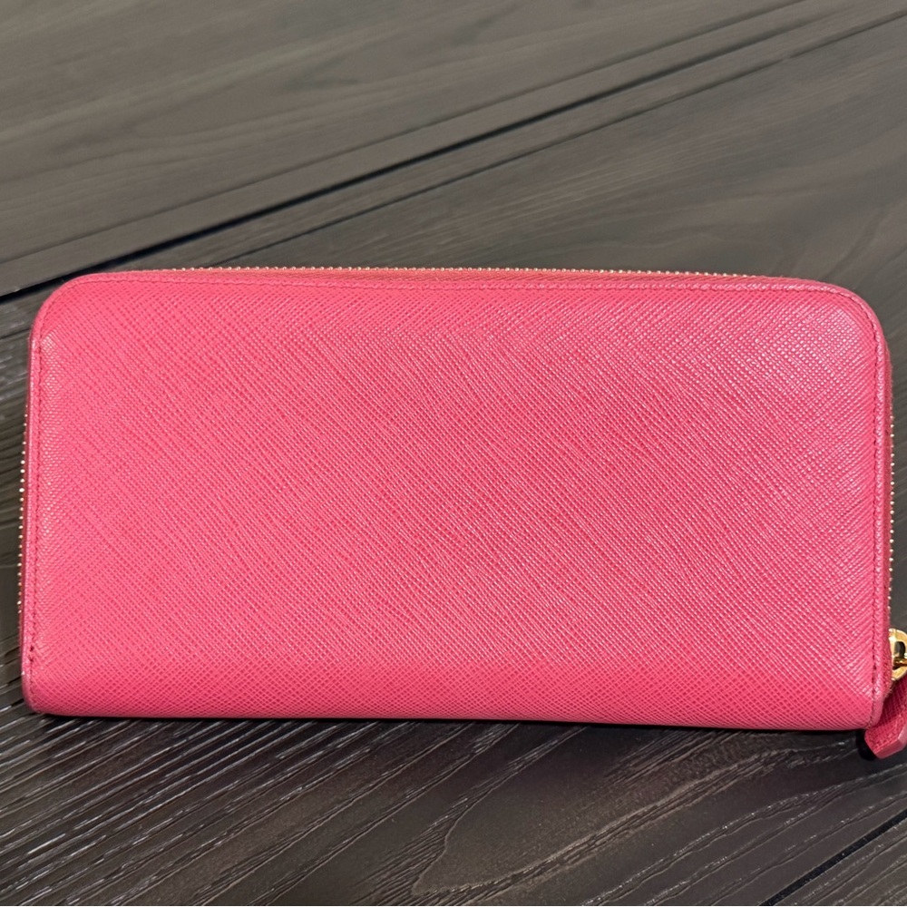 Prada Large Fuchsia Saffiano Leather Zip Wallet - COA included - Picture 2 of 7